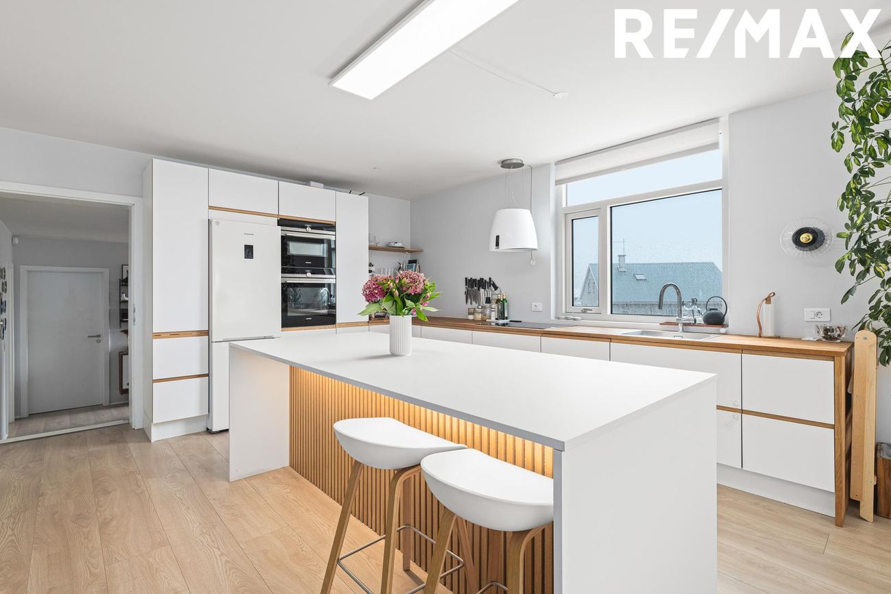 Kaplaskjólsvegur 93