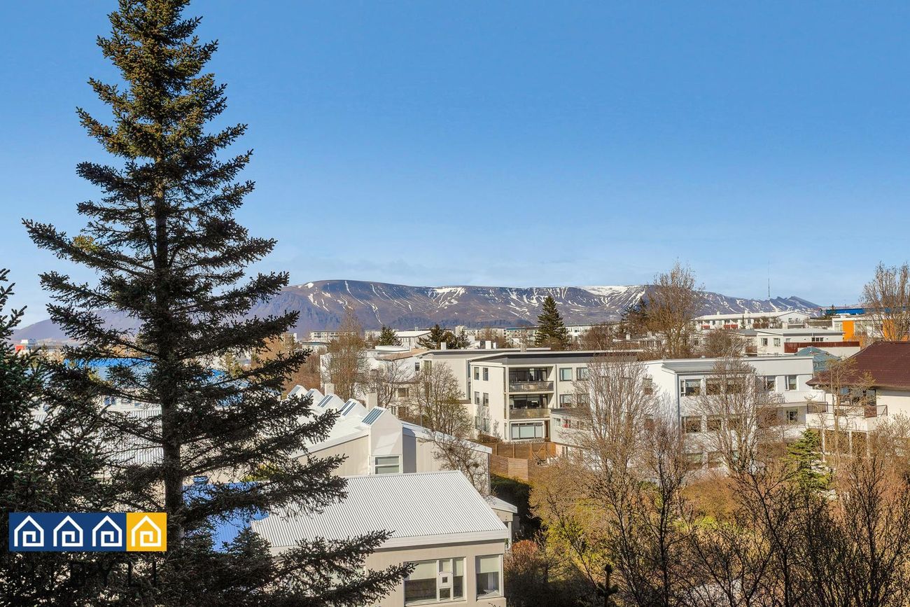 Hvassaleiti 56, 103 Reykjavík