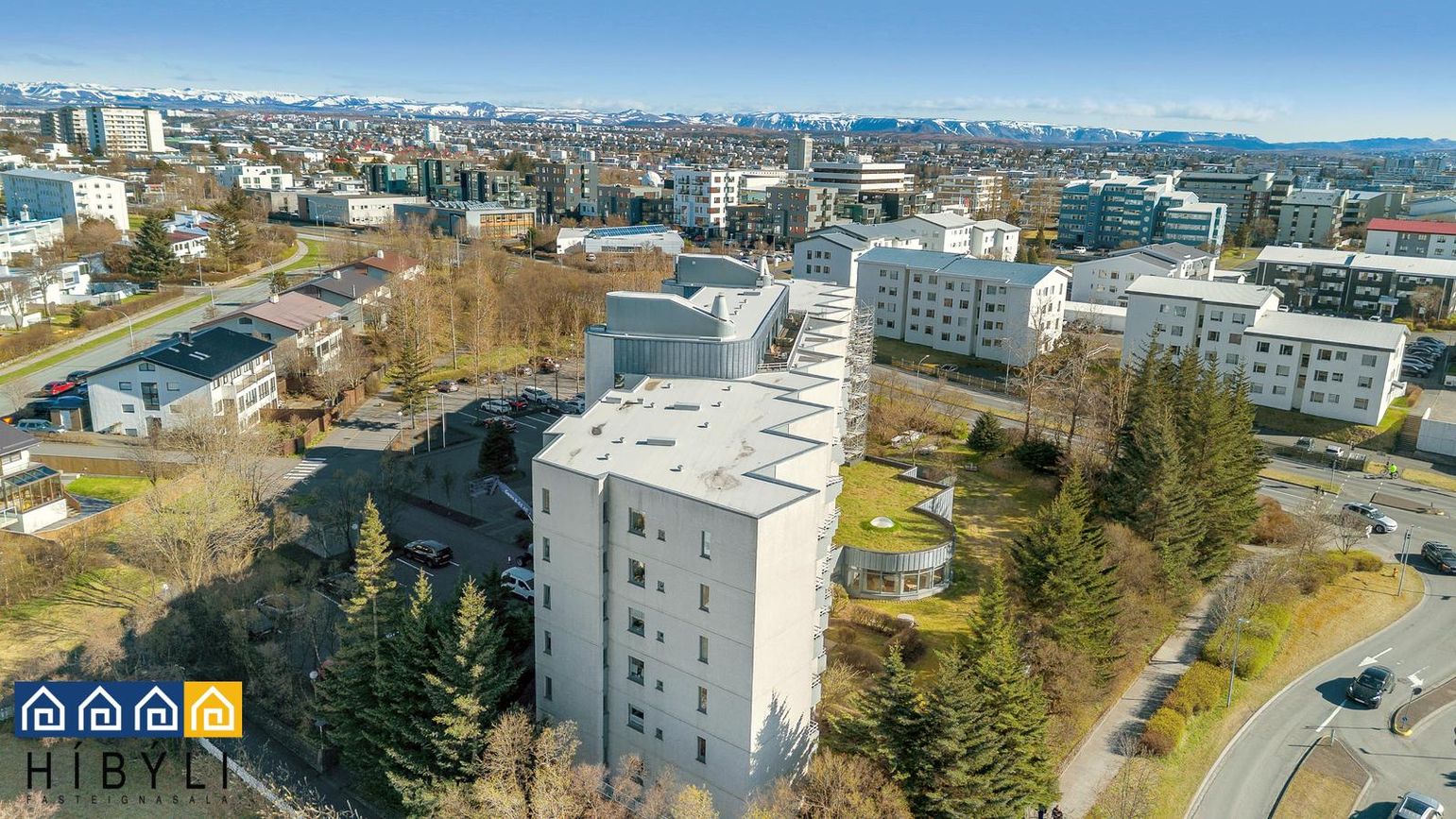 Hvassaleiti 56, 103 Reykjavík