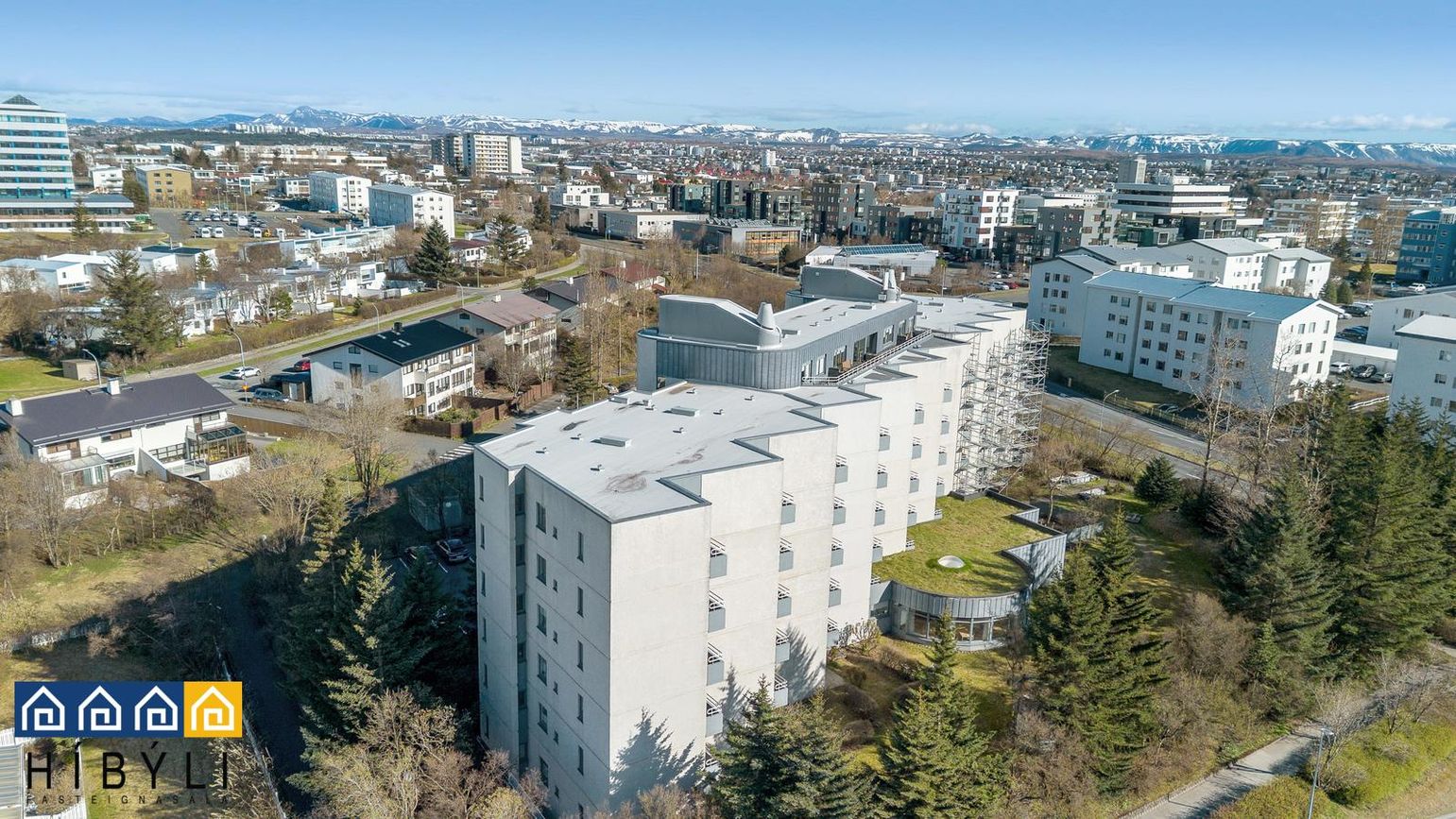 Hvassaleiti 56, 103 Reykjavík