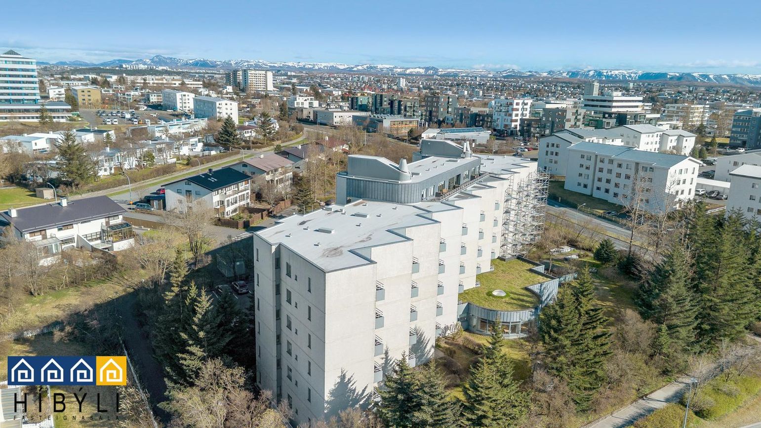 Hvassaleiti 56, 103 Reykjavík