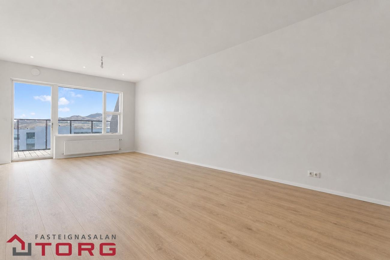 Úugata 8, 270 Mosfellsbær