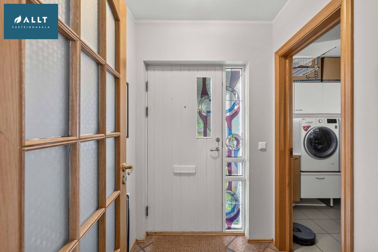 Silfurtún 8, 250 Sveitarfélagið Garður