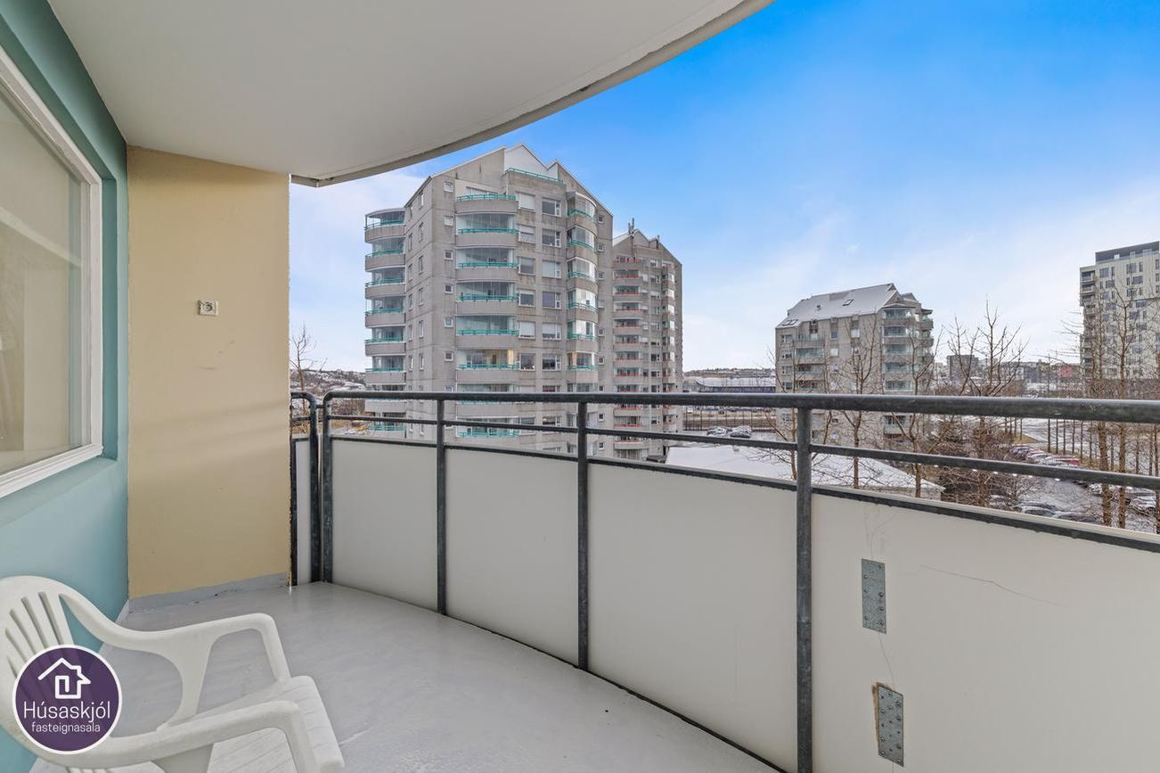 Gullsmári 5, 201 Kópavogur