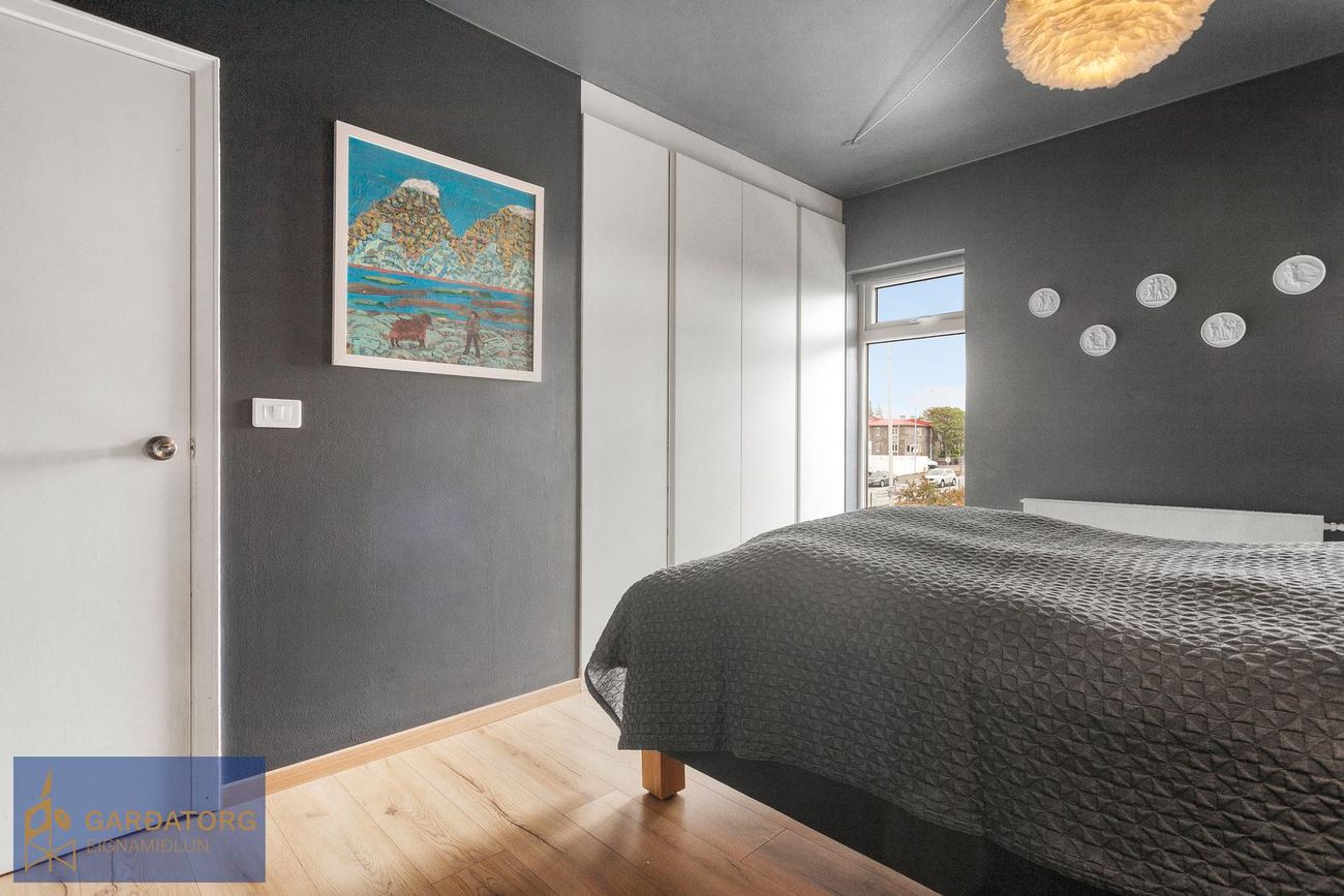 Hringbraut 95, 101 Reykjavík