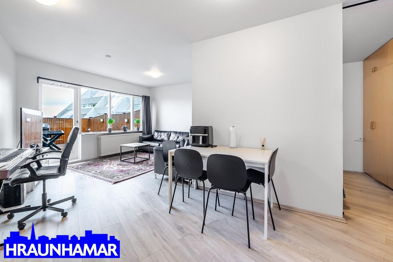 Hvammabraut 12, 220 Hafnarfjörður