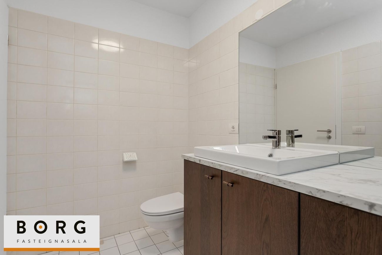 Langamýri 20, 210 Garðabær