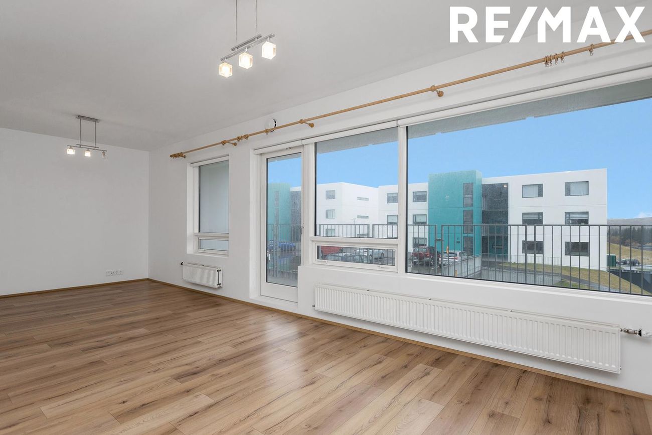 Gerplustræti 16, 270 Mosfellsbær