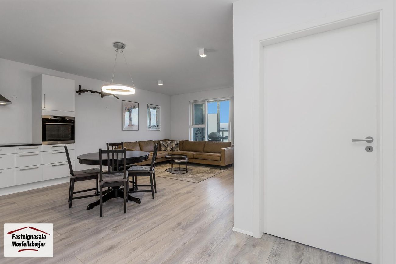 Gerplustræti 8, 270 Mosfellsbær