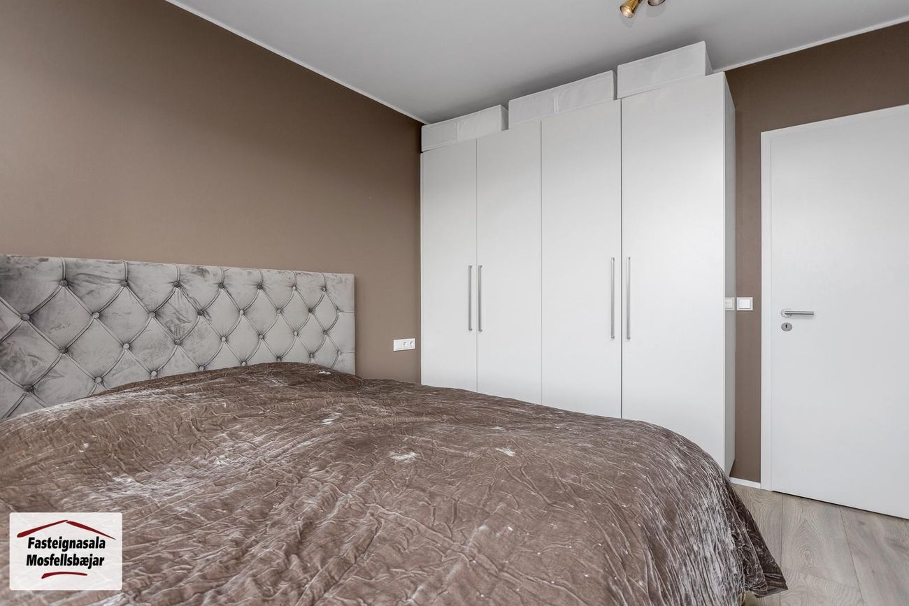 Gerplustræti 8, 270 Mosfellsbær