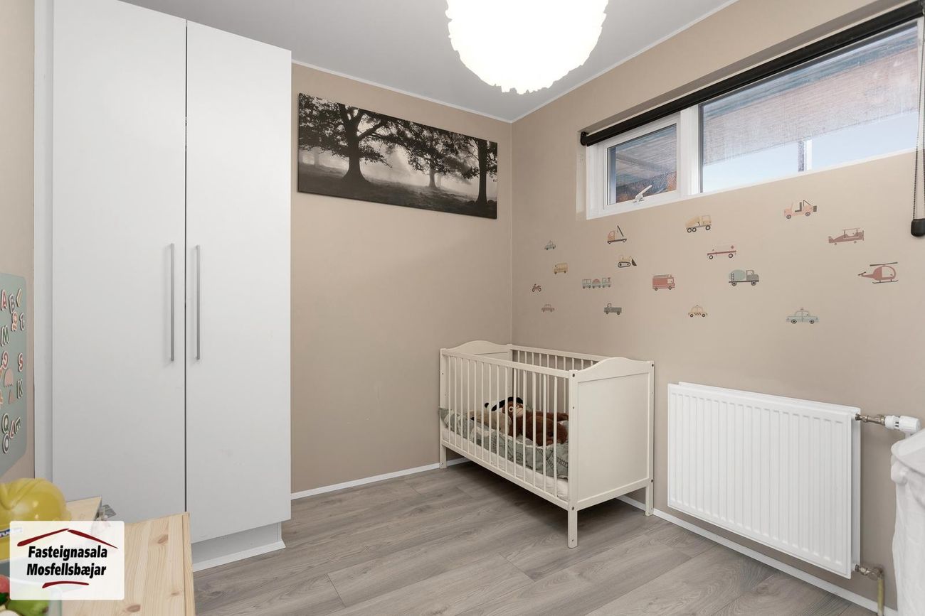 Gerplustræti 8, 270 Mosfellsbær