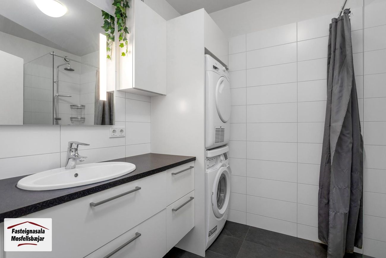 Gerplustræti 8, 270 Mosfellsbær