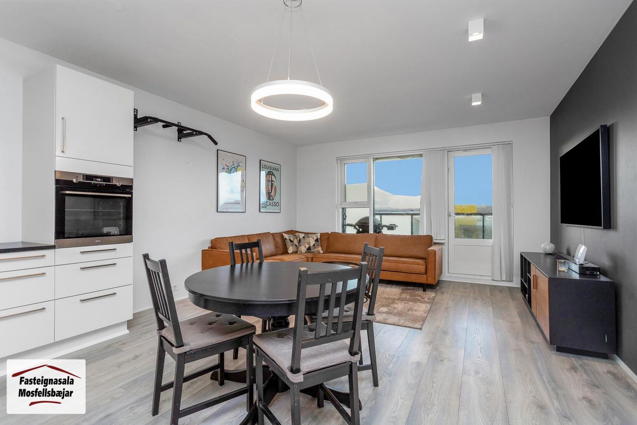 Gerplustræti 8, 270 Mosfellsbær