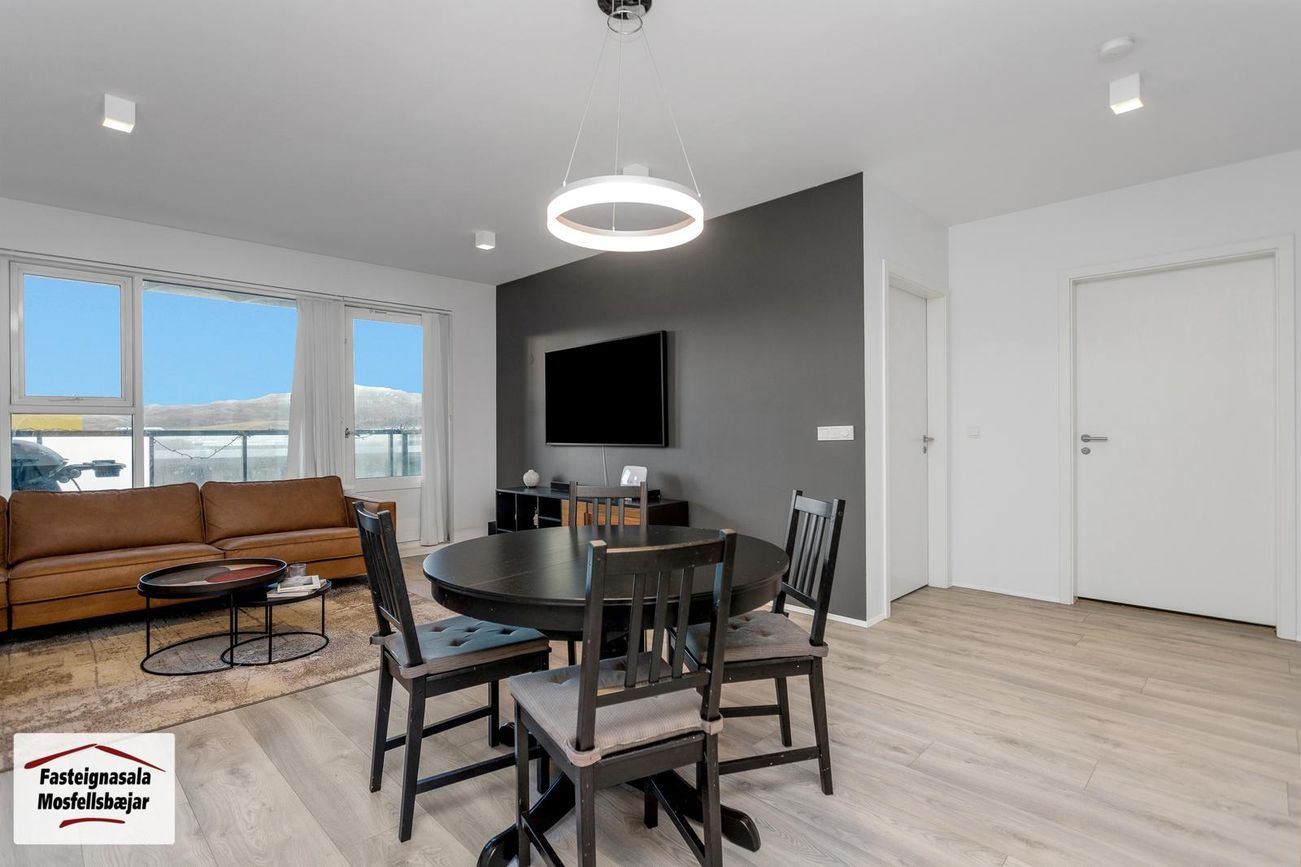 Gerplustræti 8, 270 Mosfellsbær