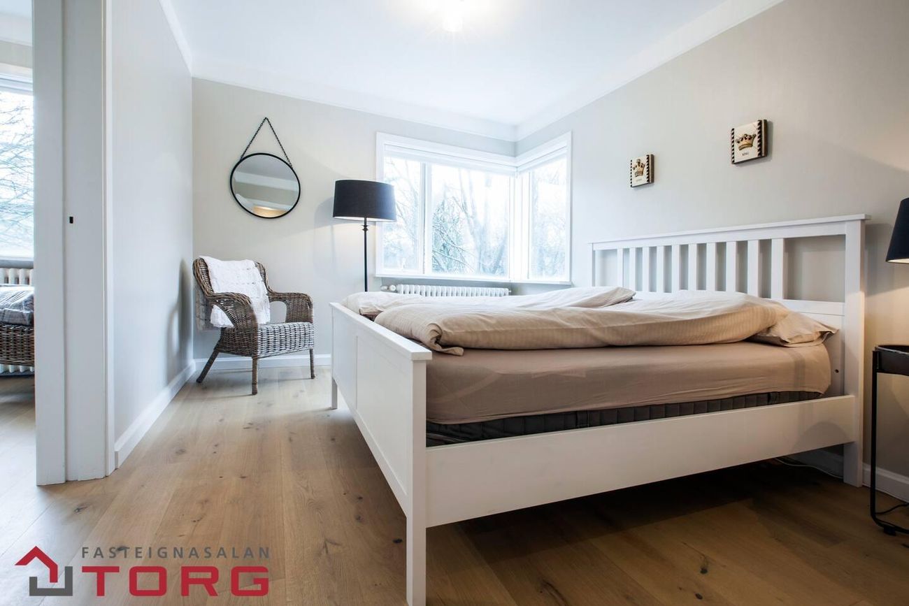 Flókagata 8 - 0101, 105 Reykjavík