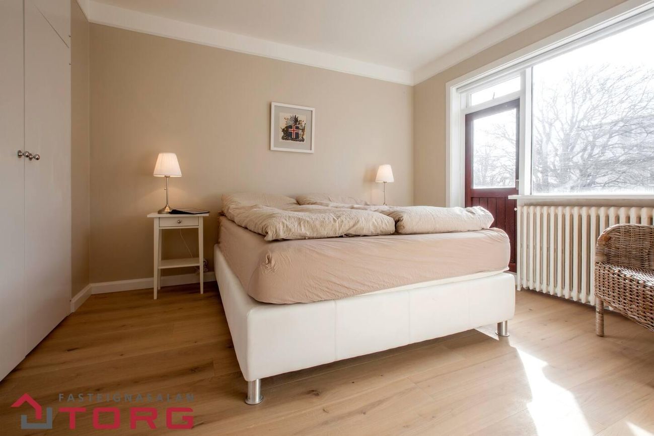 Flókagata 8 - 0101, 105 Reykjavík