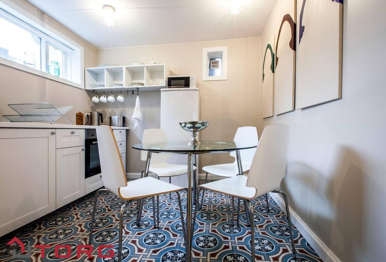 Flókagata 8 - 0101, 105 Reykjavík