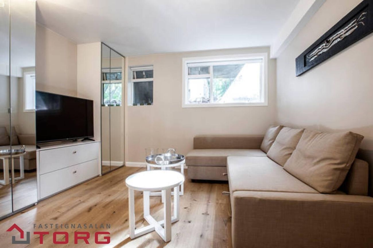 Flókagata 8 - 0101, 105 Reykjavík