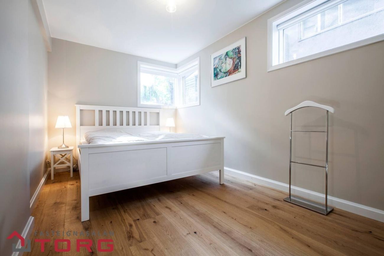 Flókagata 8 - 0101, 105 Reykjavík