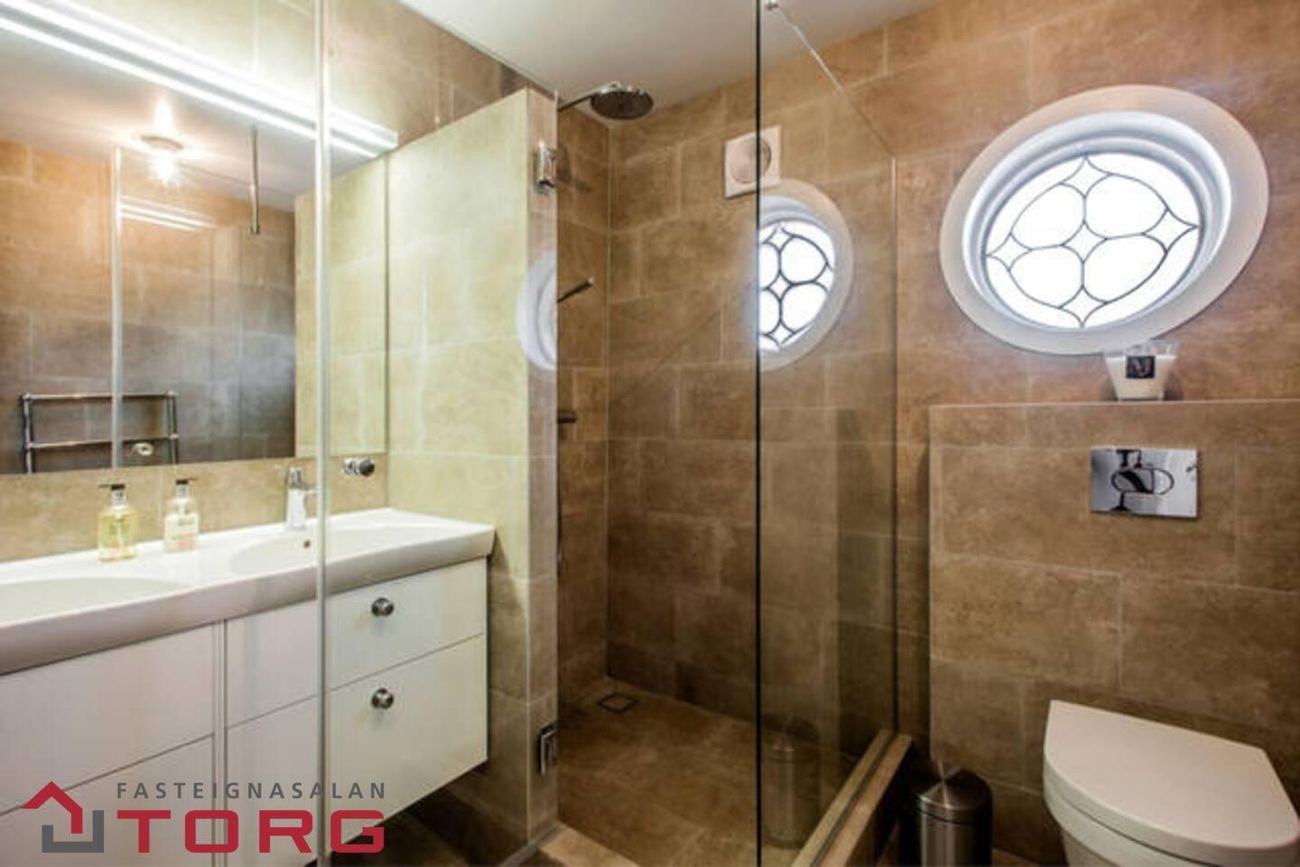 Flókagata 8 - 0101, 105 Reykjavík