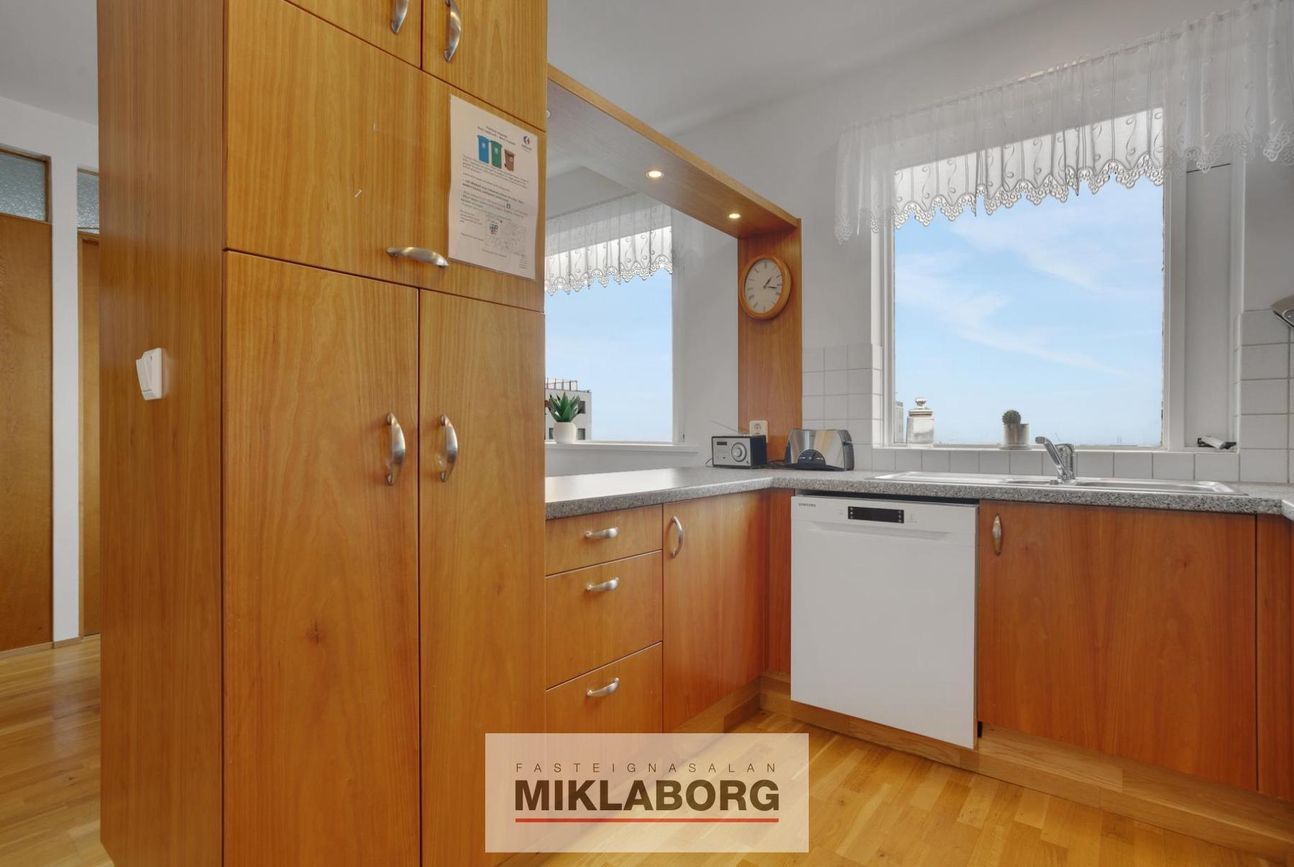 Sólheimar 25, 104 Reykjavík