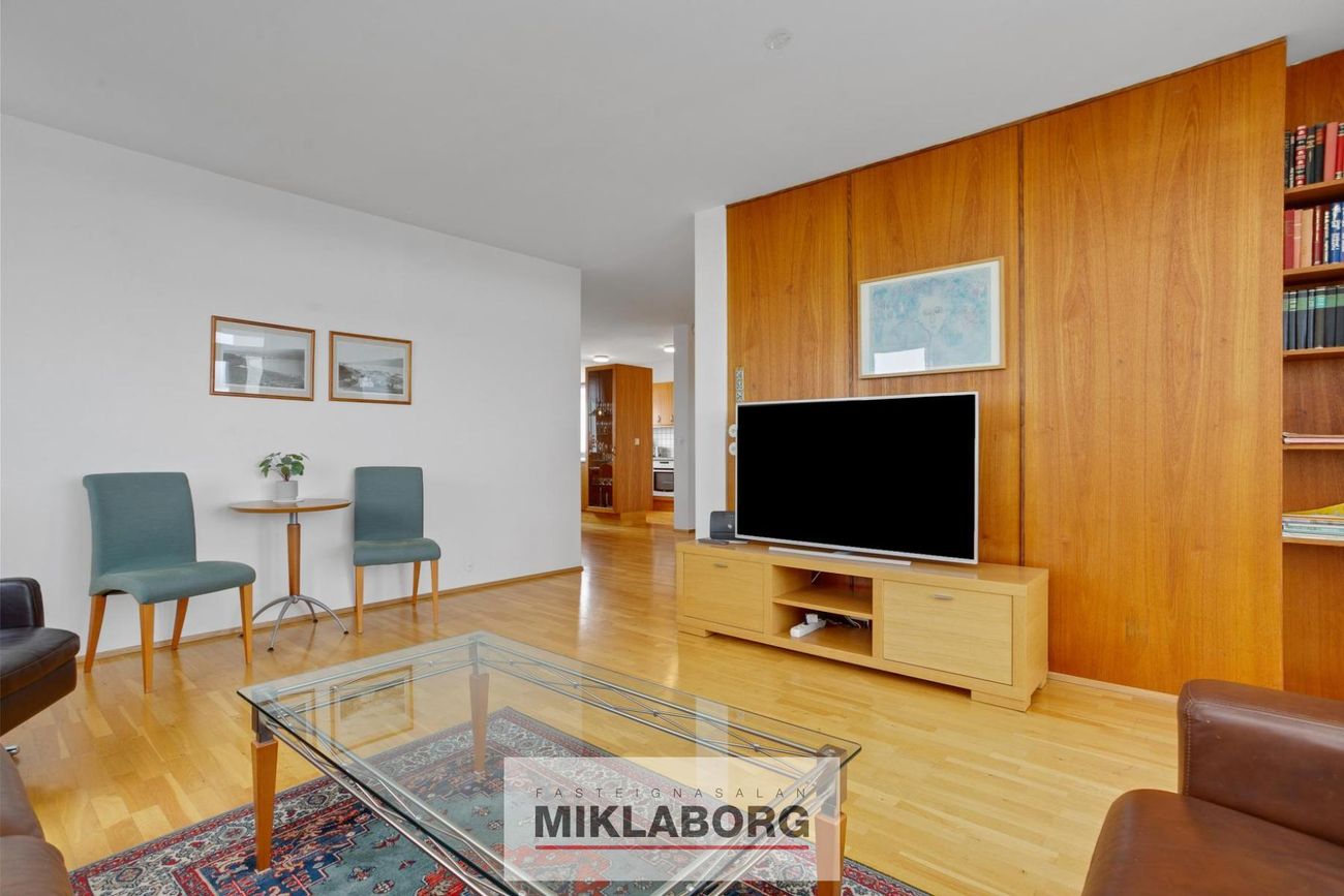 Sólheimar 25, 104 Reykjavík