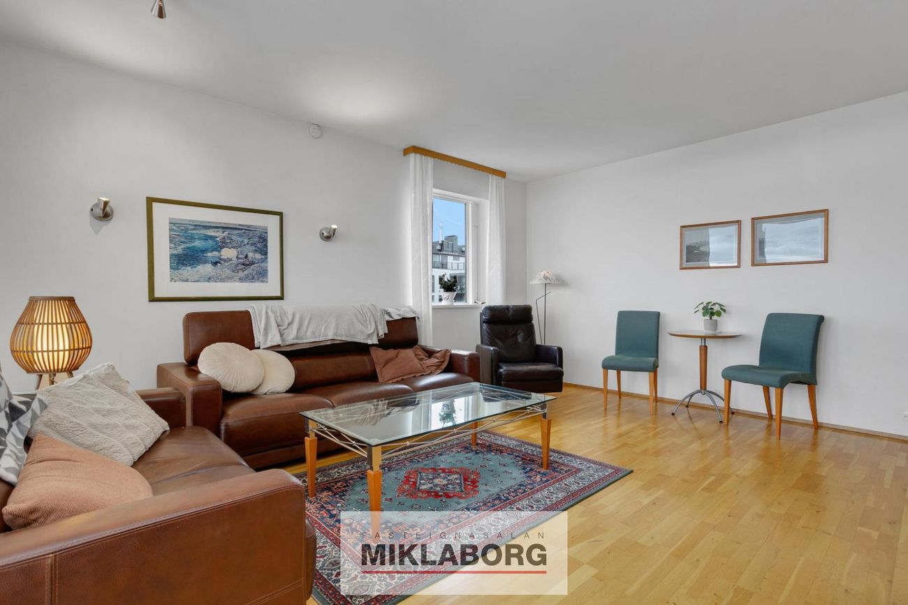 Sólheimar 25, 104 Reykjavík