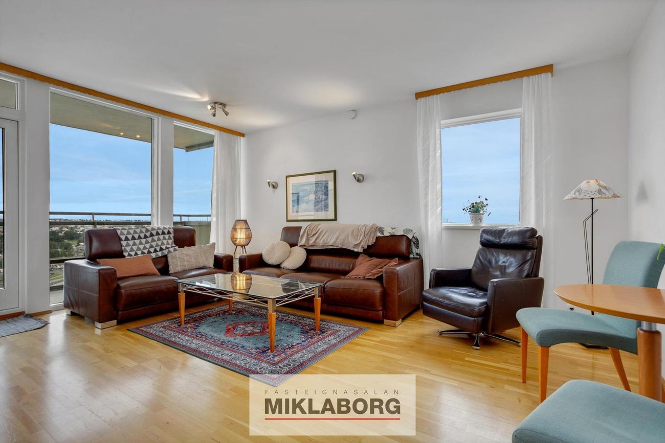 Sólheimar 25, 104 Reykjavík