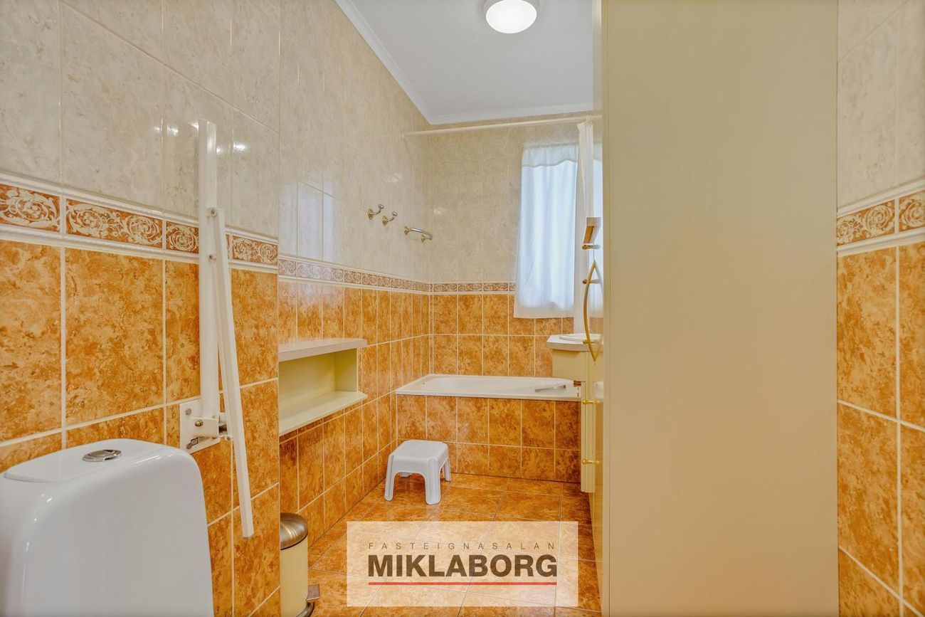 Sólheimar 25, 104 Reykjavík