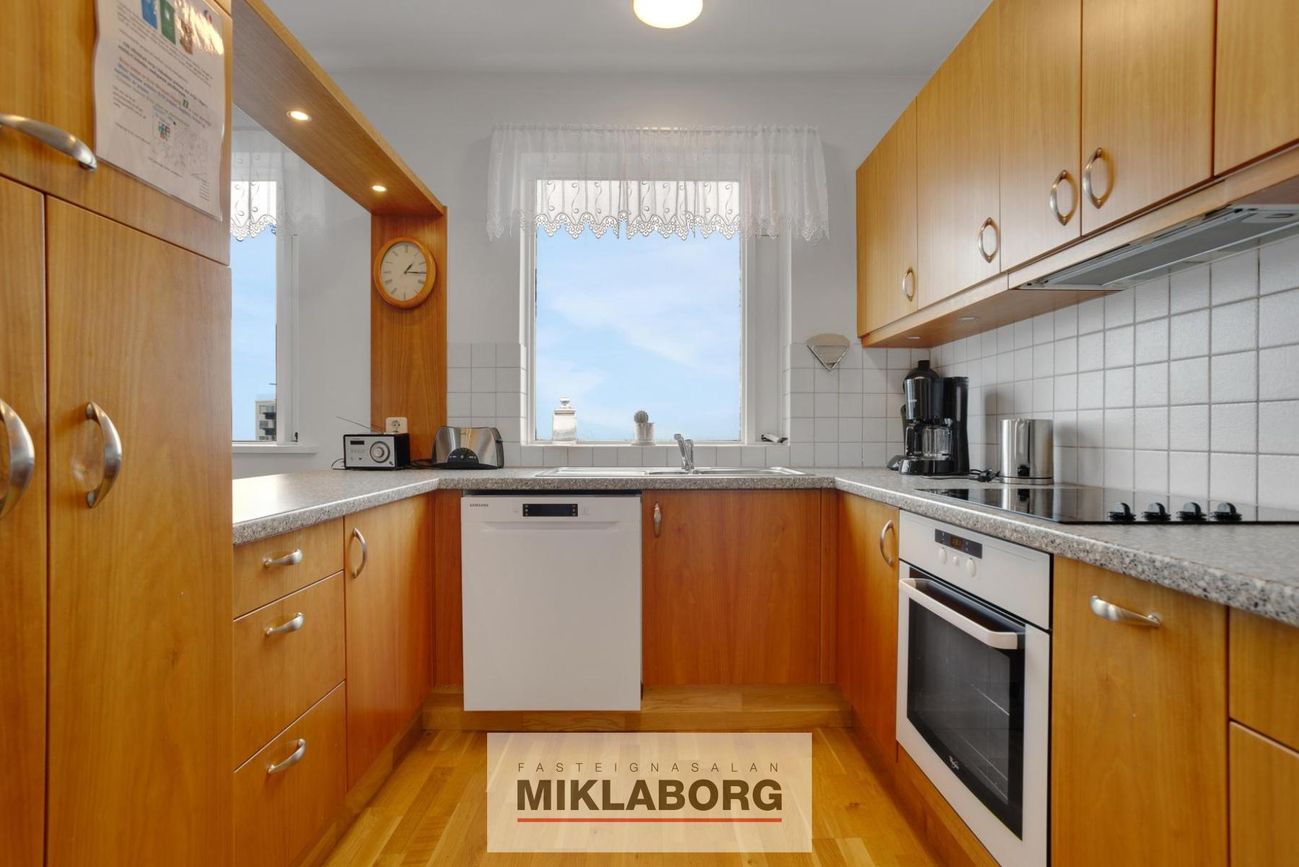 Sólheimar 25, 104 Reykjavík