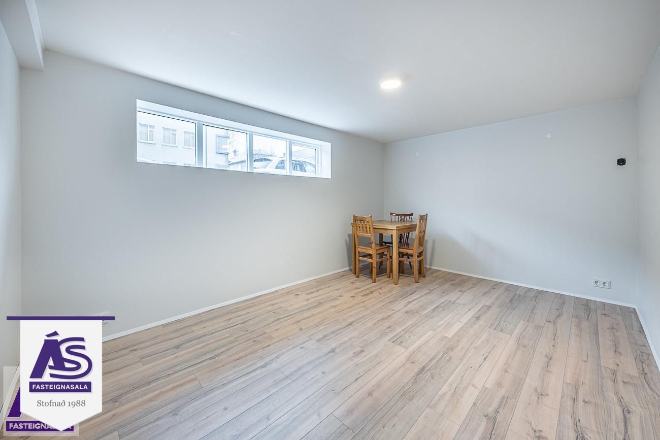 Snorrabraut 34 - 0001, 105 Reykjavík