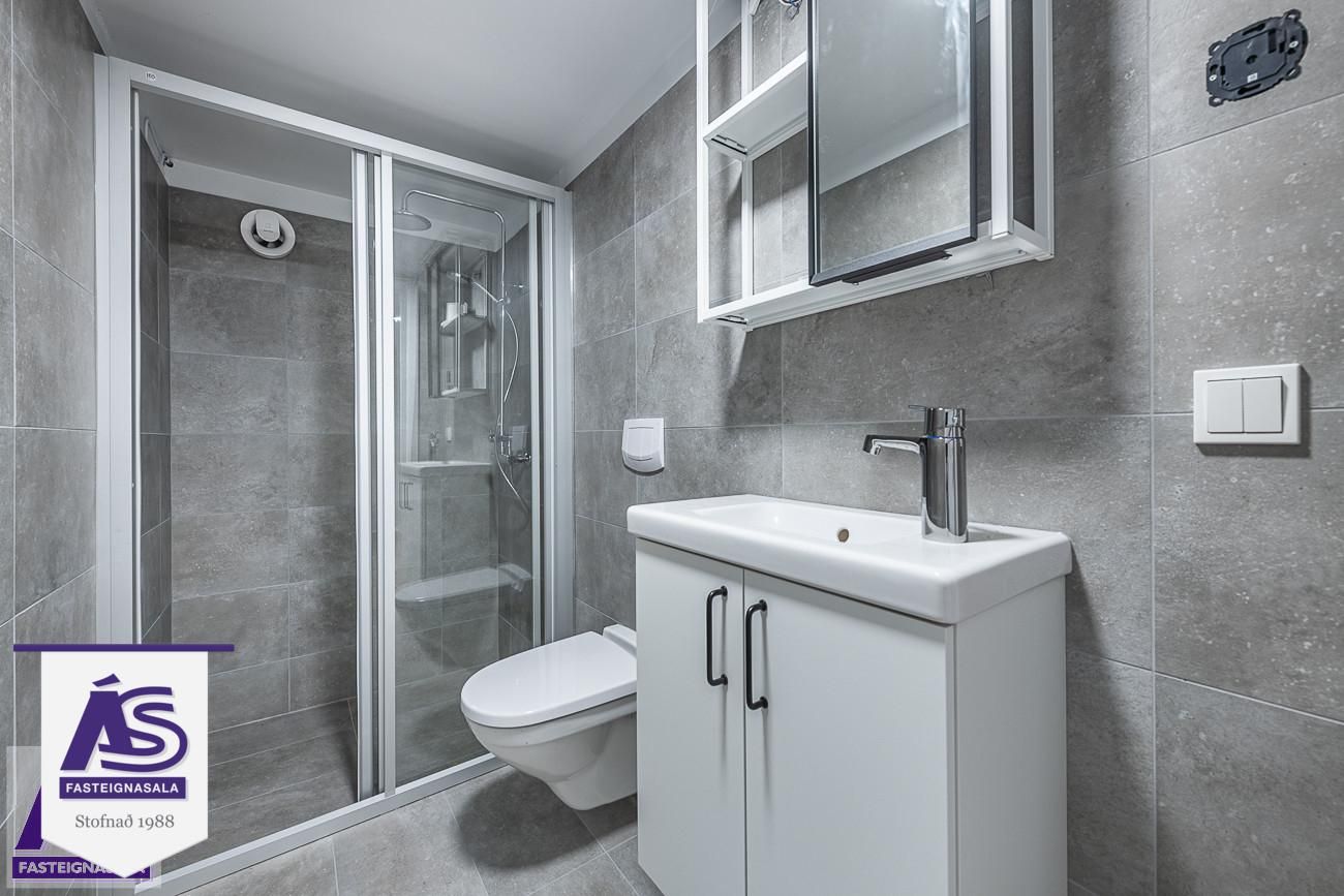 Snorrabraut 34 - 0001, 105 Reykjavík