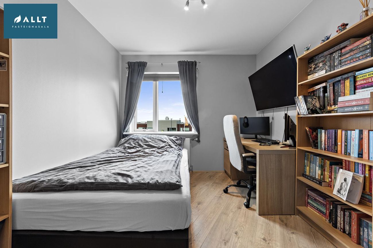 Tjarnabraut 8B - 0203, 260 Reykjanesbær