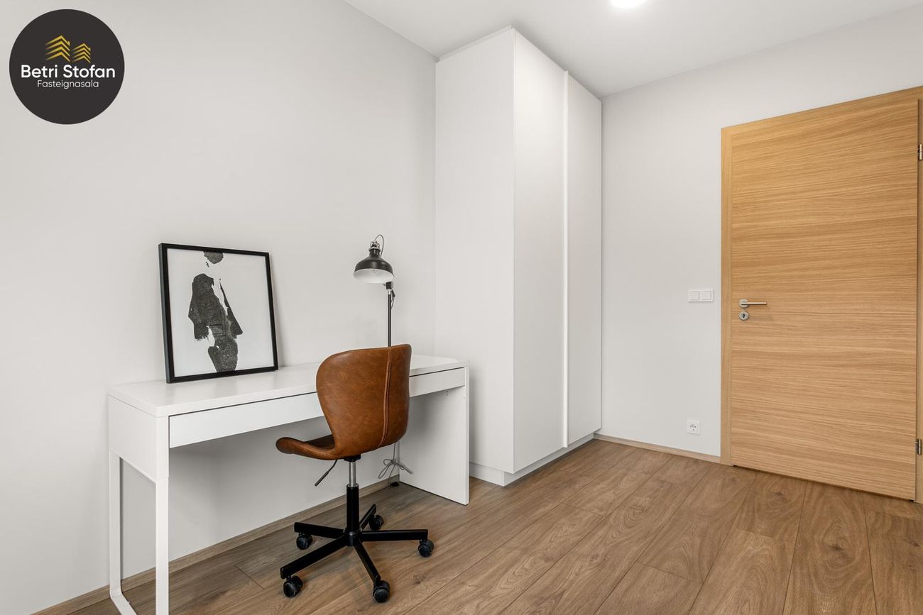 Fálkahlíð 5 - 0326, 102 Reykjavík