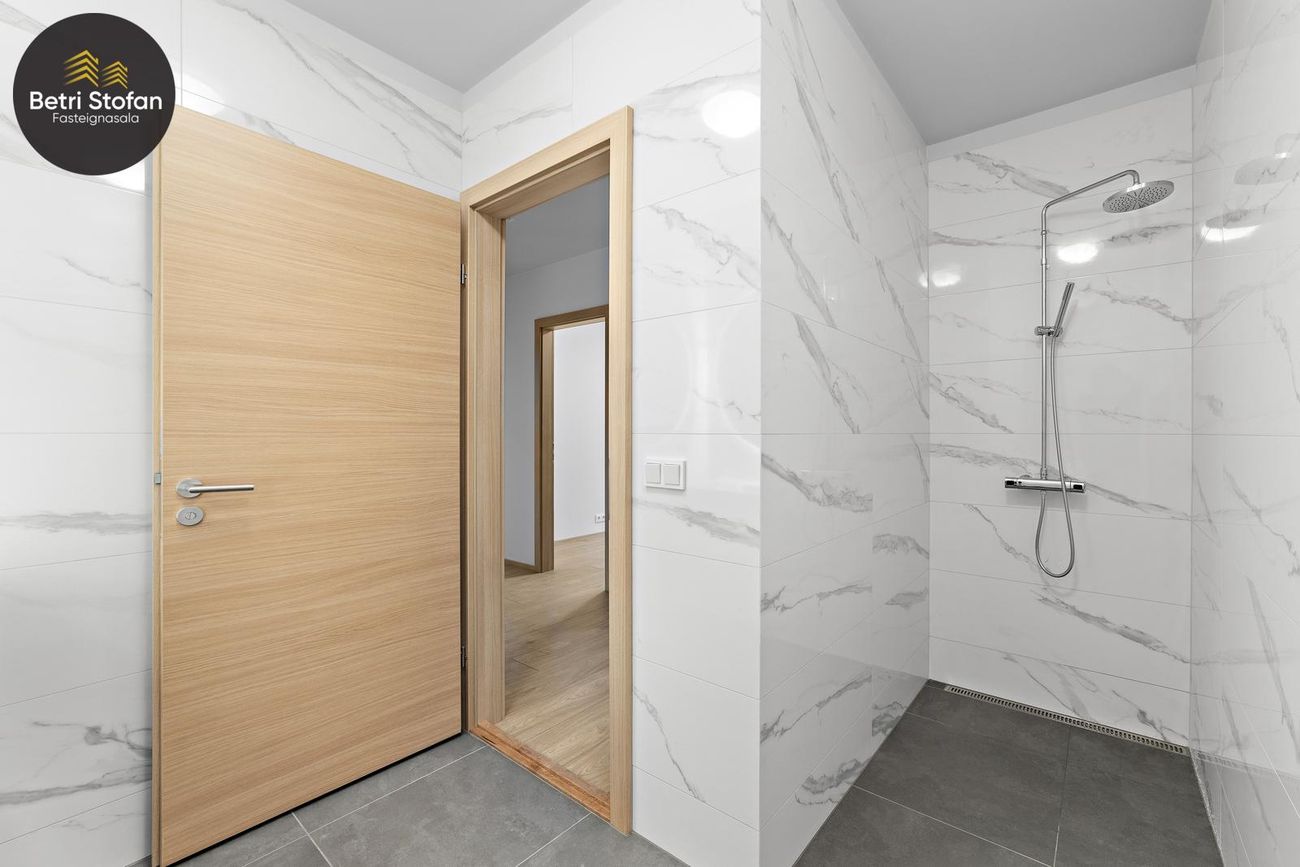 Fálkahlíð 5 - 0326, 102 Reykjavík