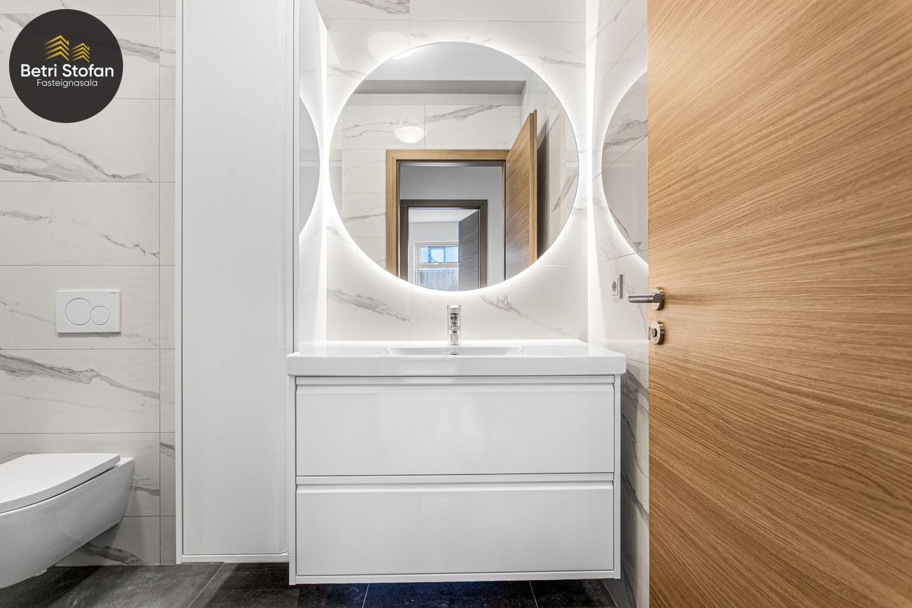 Fálkahlíð 5 - 0326, 102 Reykjavík