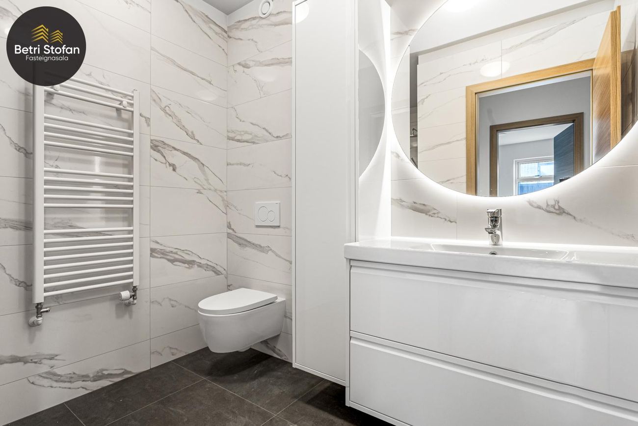 Fálkahlíð 5 - 0326, 102 Reykjavík