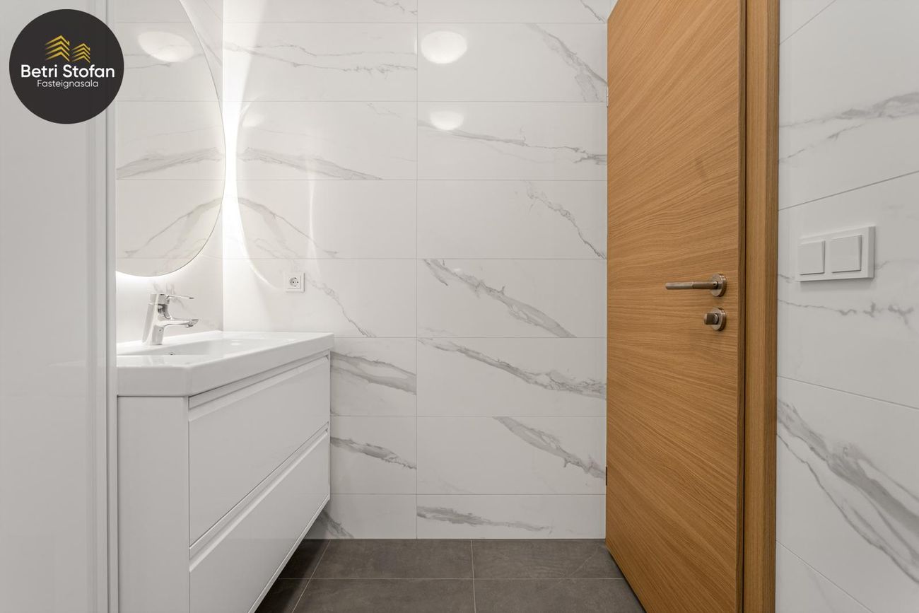 Fálkahlíð 5 - 0326, 102 Reykjavík