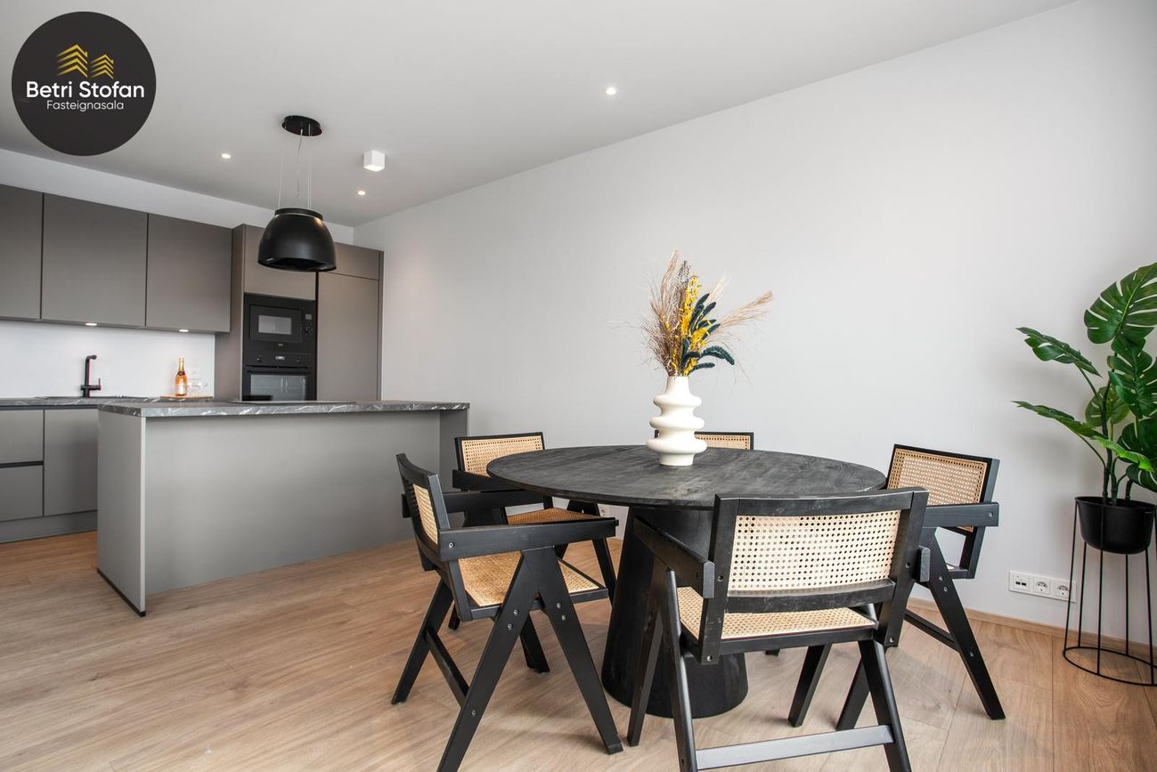 Fálkahlíð 5 - 0326, 102 Reykjavík