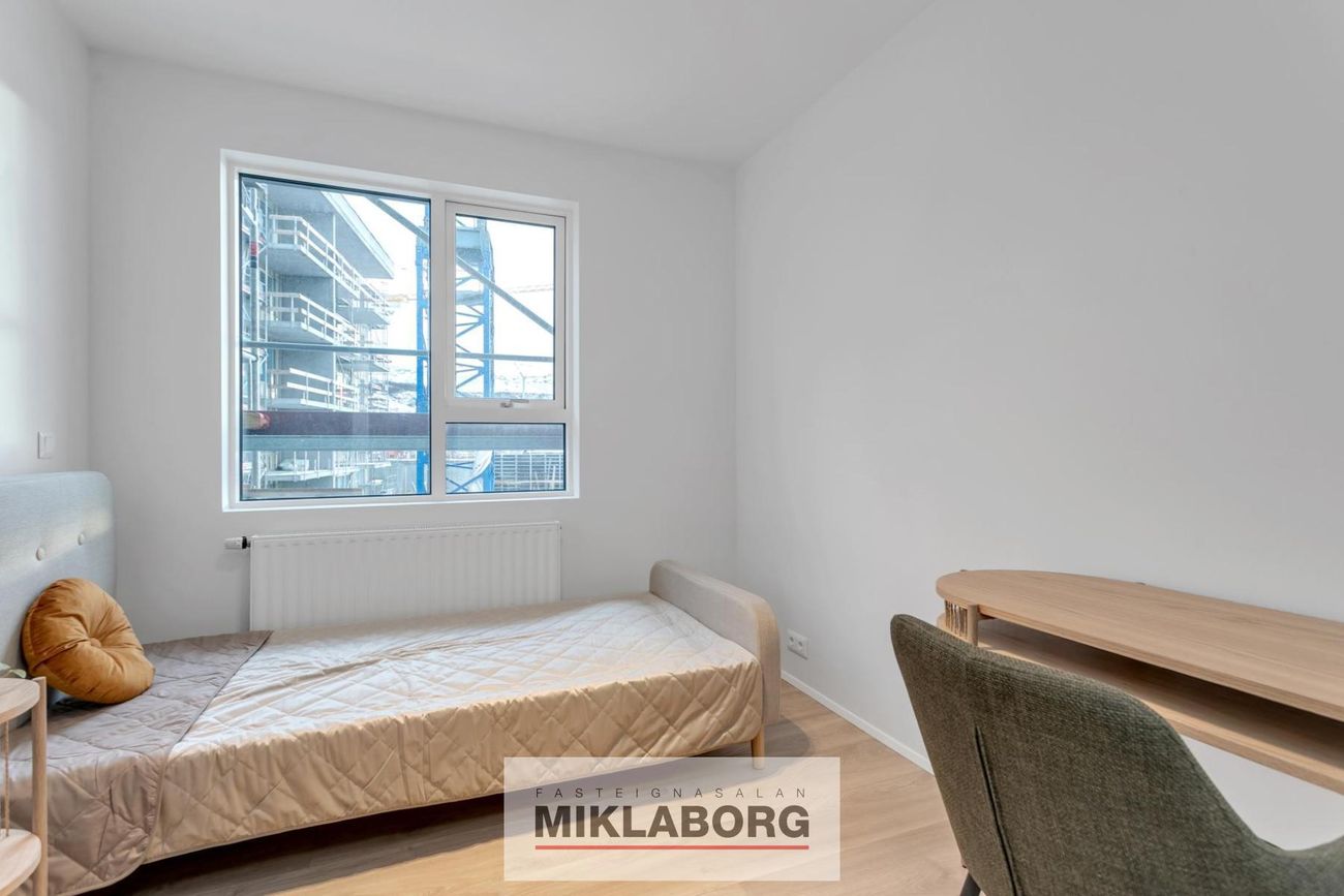 Hringhamar 23, 221 Hafnarfjörður