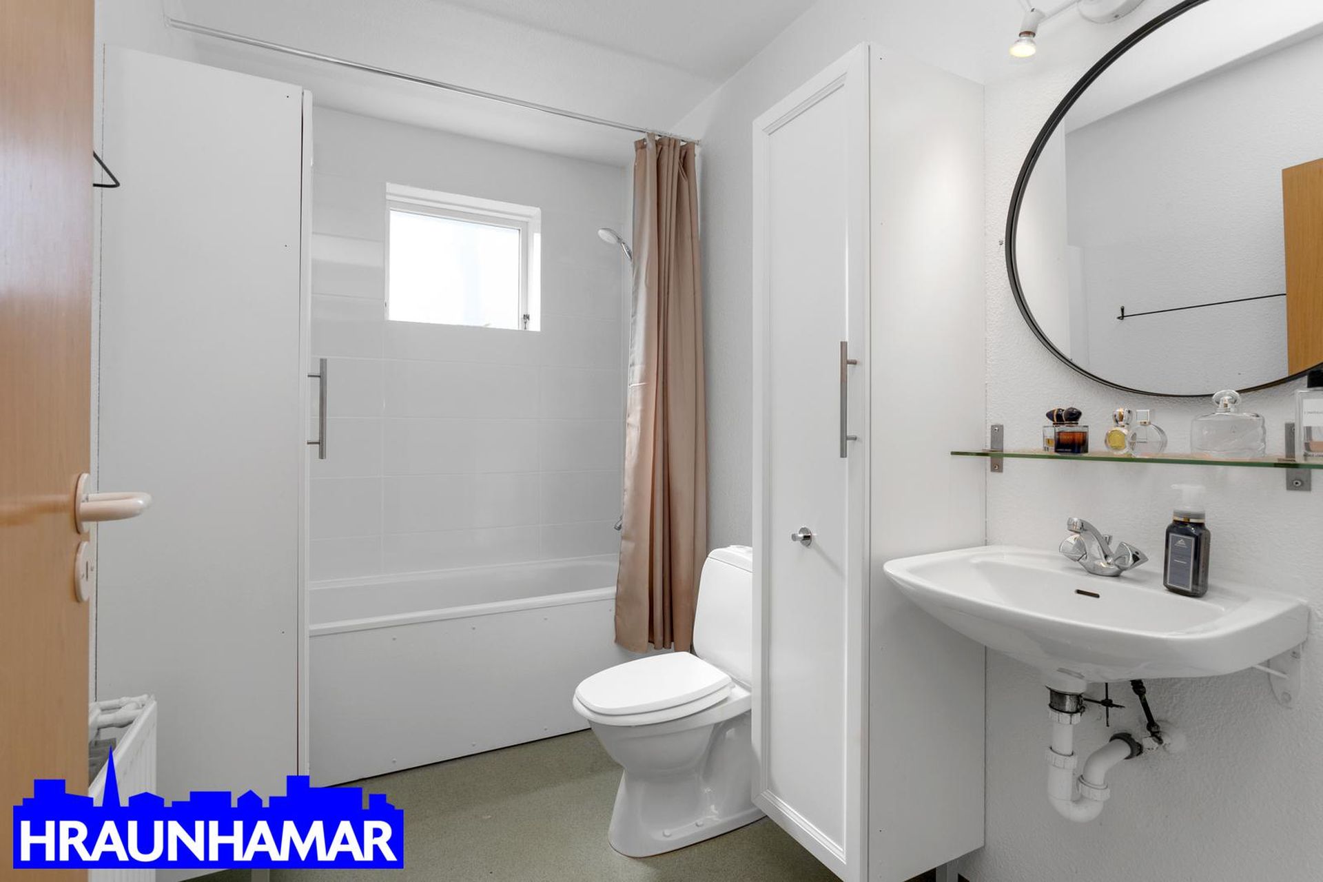 Suðurbraut 24, 220 Hafnarfjörður