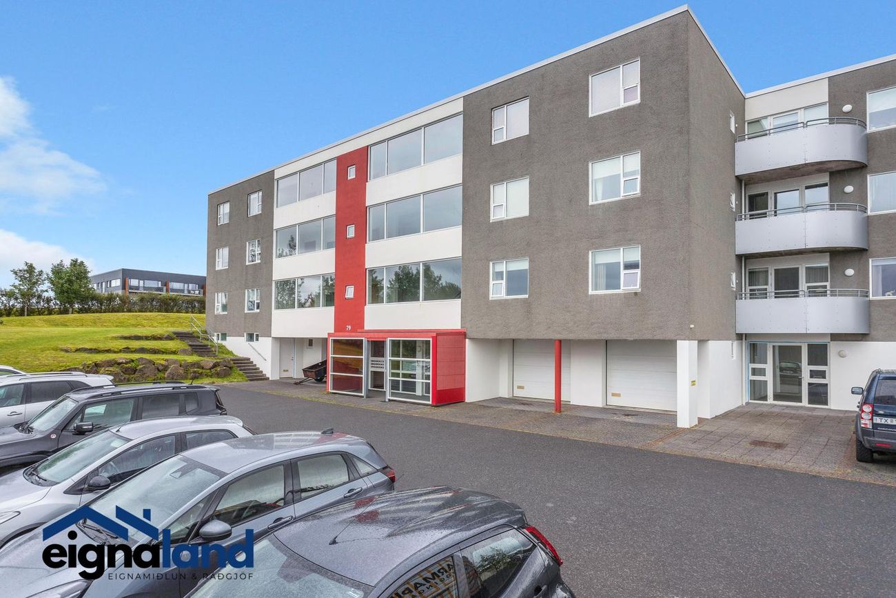 Kristnibraut 79, 113 Reykjavík