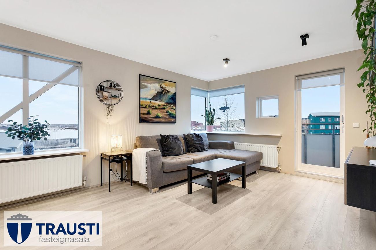 Laufrimi 24, 112 Reykjavík
