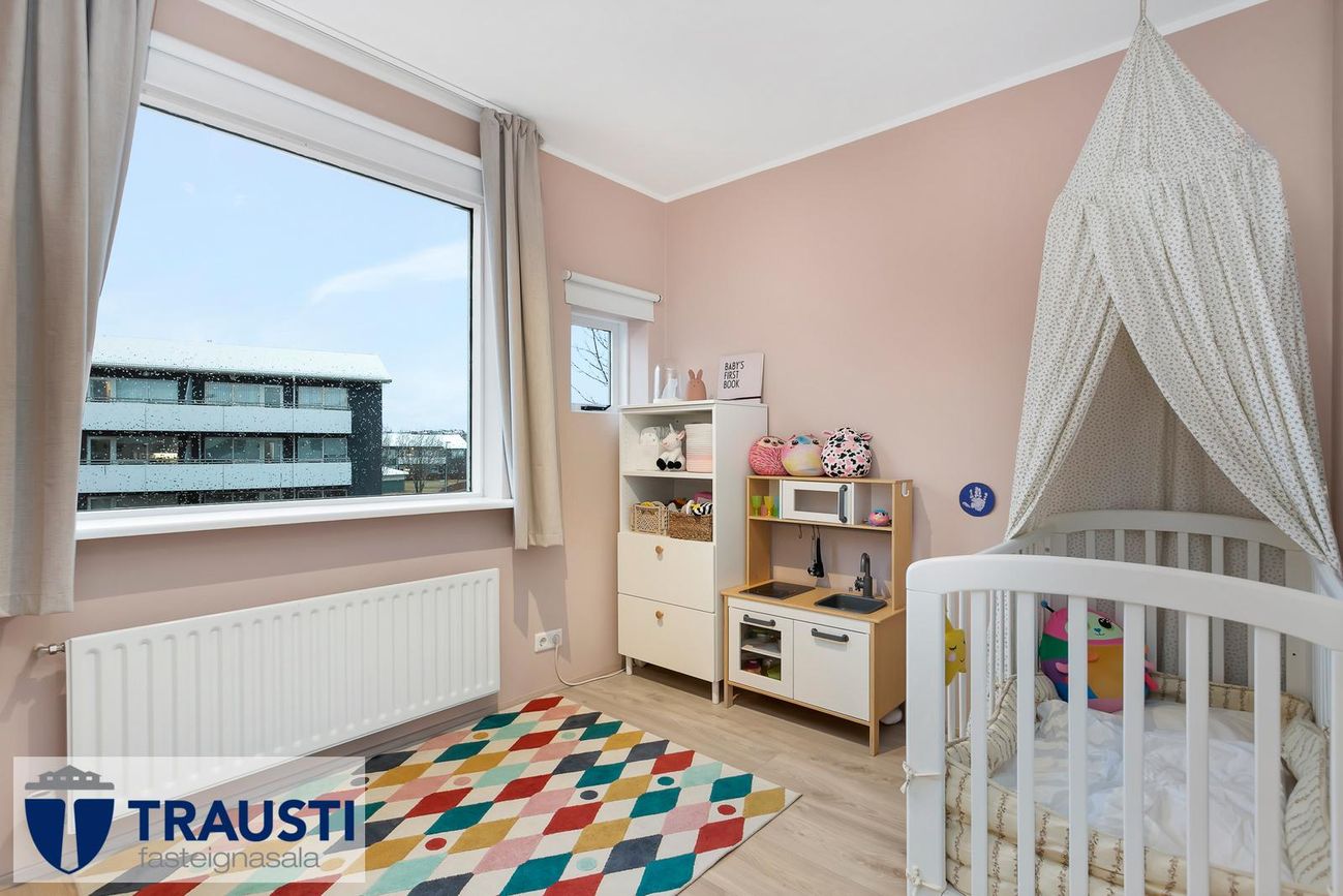 Laufrimi 24, 112 Reykjavík