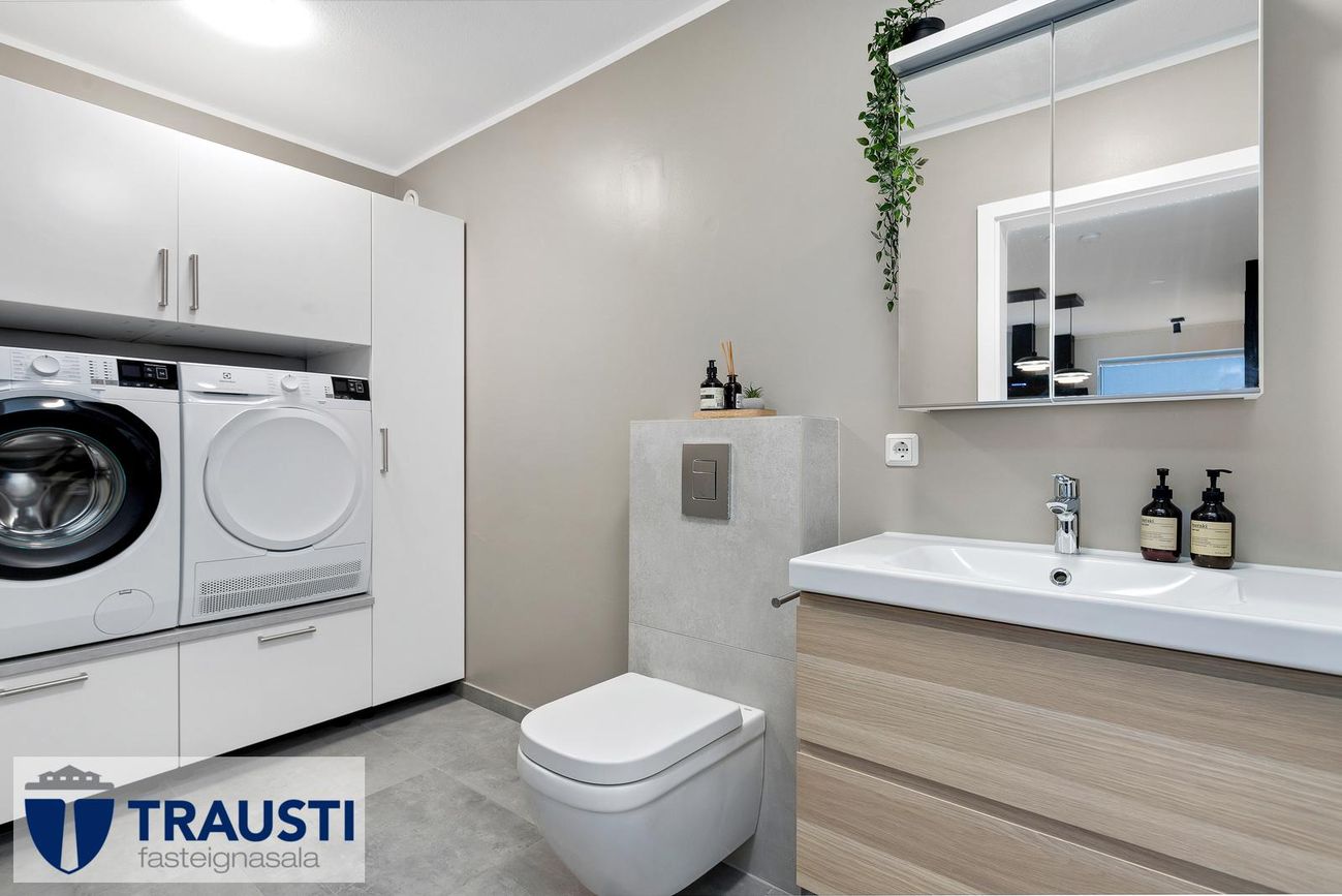 Laufrimi 24, 112 Reykjavík