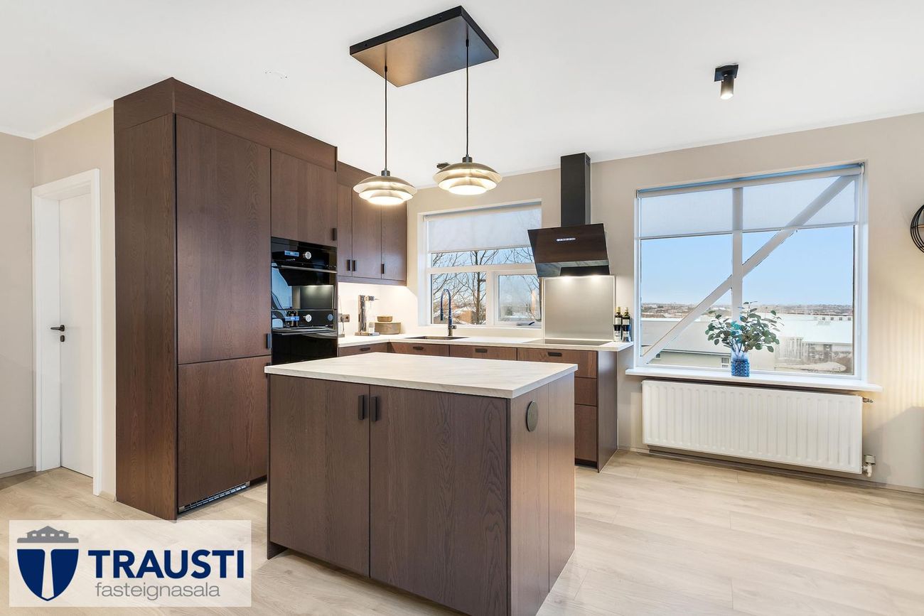 Laufrimi 24, 112 Reykjavík