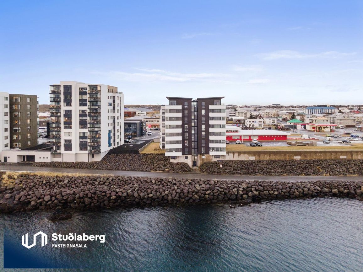 Pósthússtræti 3 - 0201, 230 Reykjanesbær