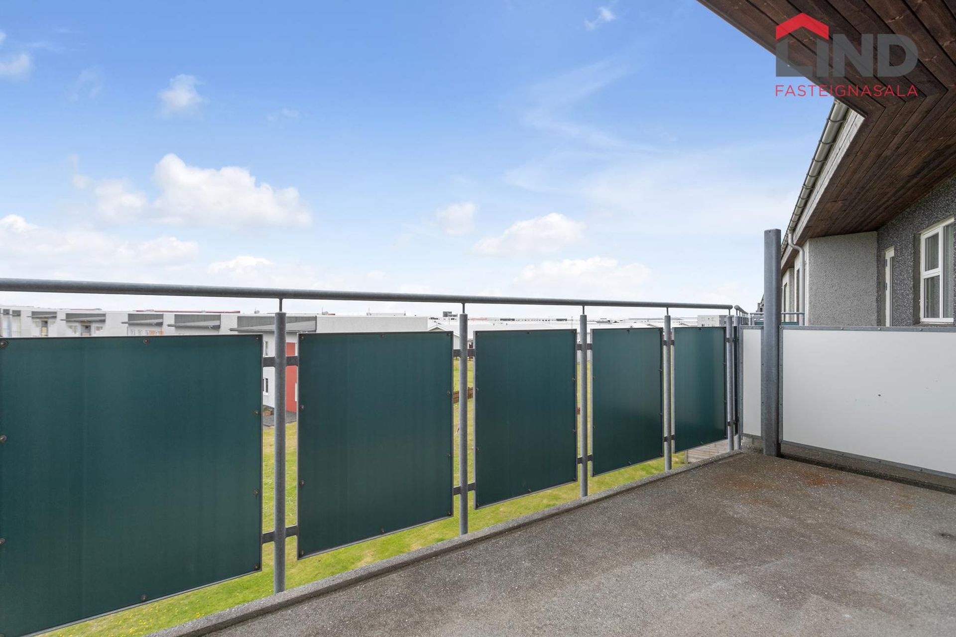 Tjarnabraut 14, 260 Reykjanesbær