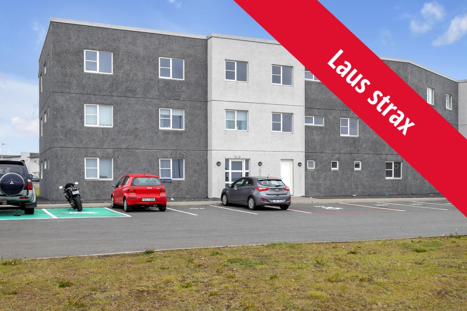 Tjarnabraut 14, 260 Reykjanesbær