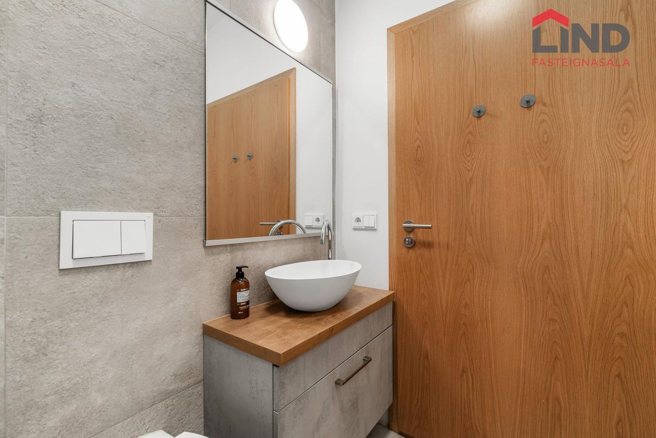 Brautarholt 6, 105 Reykjavík